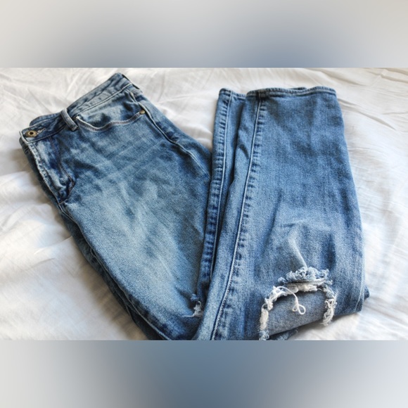 Articles of Society Ripped Straight Leg Jeans - Picture 6 of 11